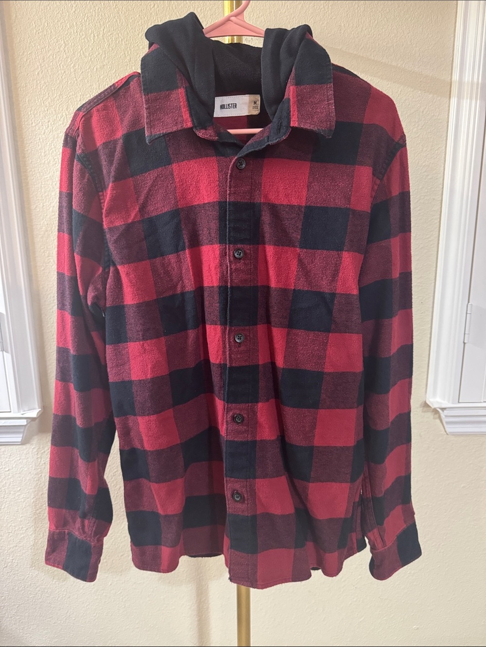 Hollister Red and Black Buffalo Plaid Hooded Flannel Button-Up